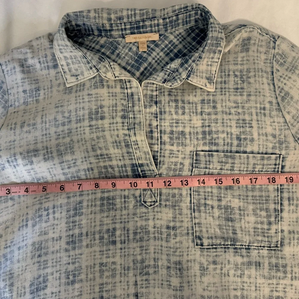 SKIES ARE BLUE Women’s Blue & White Collar Shirt ~ Size L - Picture 7 of 8